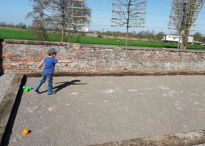 La Cense Hebron 3* Ardres